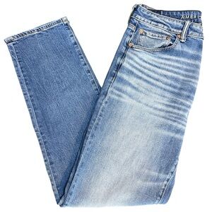 American Eagle Outfitters Light Blue Straight Jeans 32W x 34L